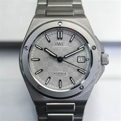 iwc ingenieur pinecrest|iwc ingenieur 40 titanium.